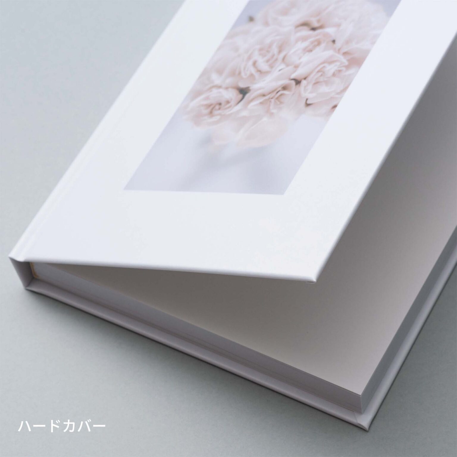 高級感＆上質な仕上がりのフォトブック「プレミアムハード」が最大20％OFFでスマホで作れる『しまうまブックアプリ』